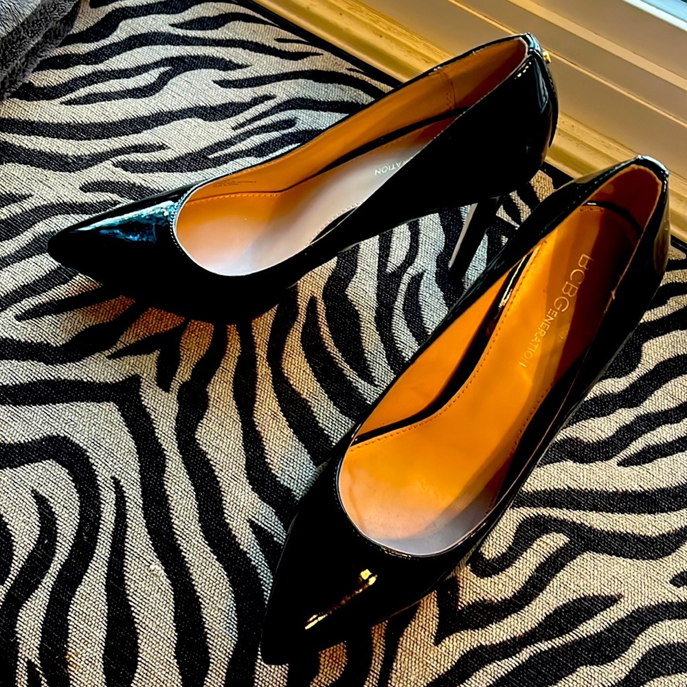 BCBG black pumps/heels